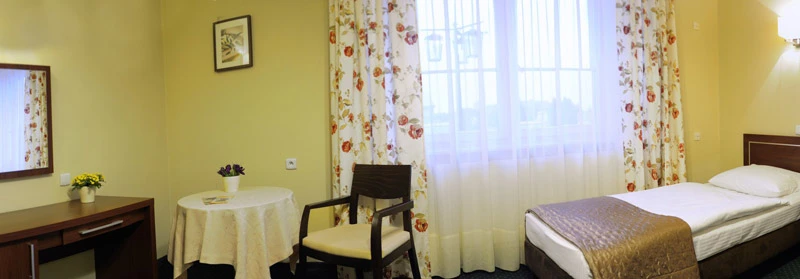 hotel habitaciones apartamentos descanso posada eventos Polonia Biała Podlaska